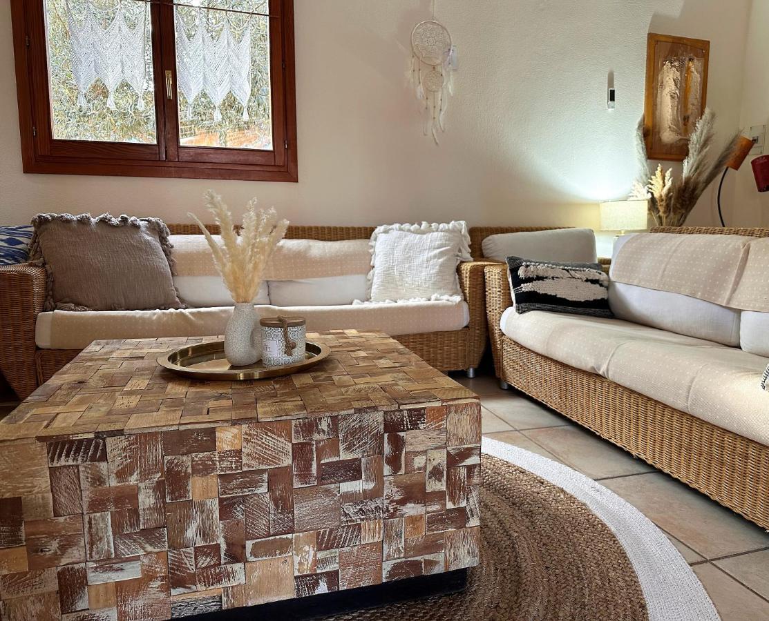 Villa Sanchez In Strandnahe Mit Pool, Jacuzzi, Klima, Wifi, Gas Bbq Santanyí Esterno foto